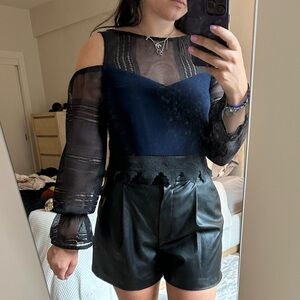 Dara Dahl Long Sleeve Blouse